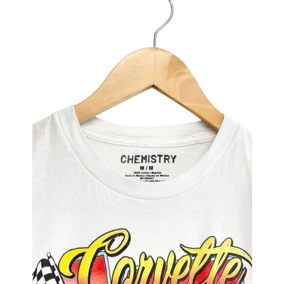 Chemistry Short Sleeve Size Medium Graphic T-Shirt Tee Classic Chevy Corvette - Picture 3 of 7